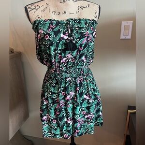 WHBM strapless bandeau dress/coverup. Size small.